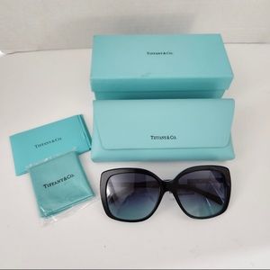 Sunglasses - NWOT